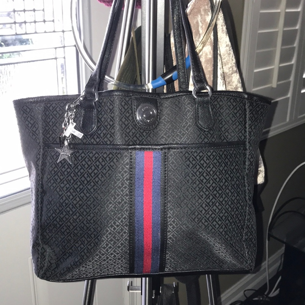 Tommy Hilfiger purse
